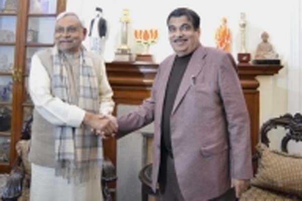 बिहार : गांधी सेतु का पश्चिमी लेन 31 जुलाई से शुरू होगा, नीतीश, गडकरी करेंगे उद्घाटन